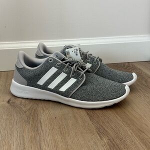 Adidas QT Racer - Women’s - Grey/White